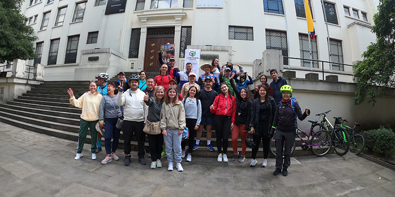 Recorrimos en bici la pieza Reencuentro para conocer la nueva forma de planear la renovación urbana con Soluciones Basadas en la Naturaleza