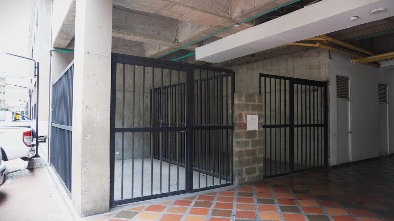 Sala de negocios - Proyecto Plaza de la Hoja