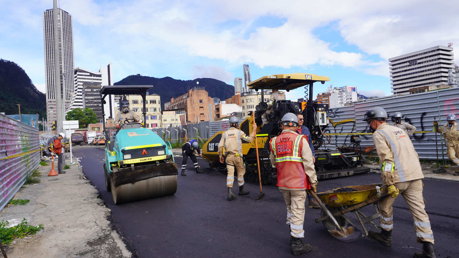 Urbanismo Temporal en la calle 26 está demostrando su efectividad en la transformación del centro de Bogotá