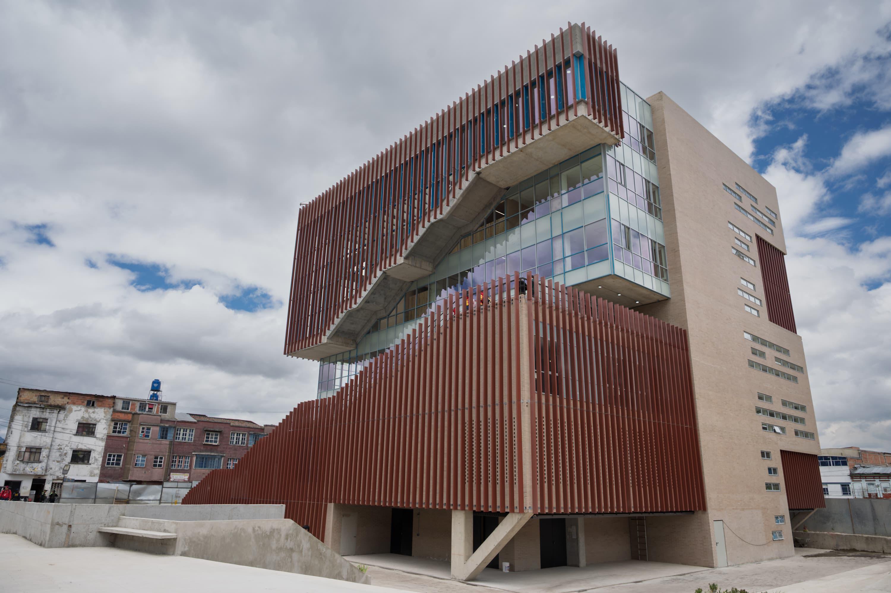 Bogotá celebra su cumpleaños con nueva sede de la Alcaldía Local de Los Mártires 