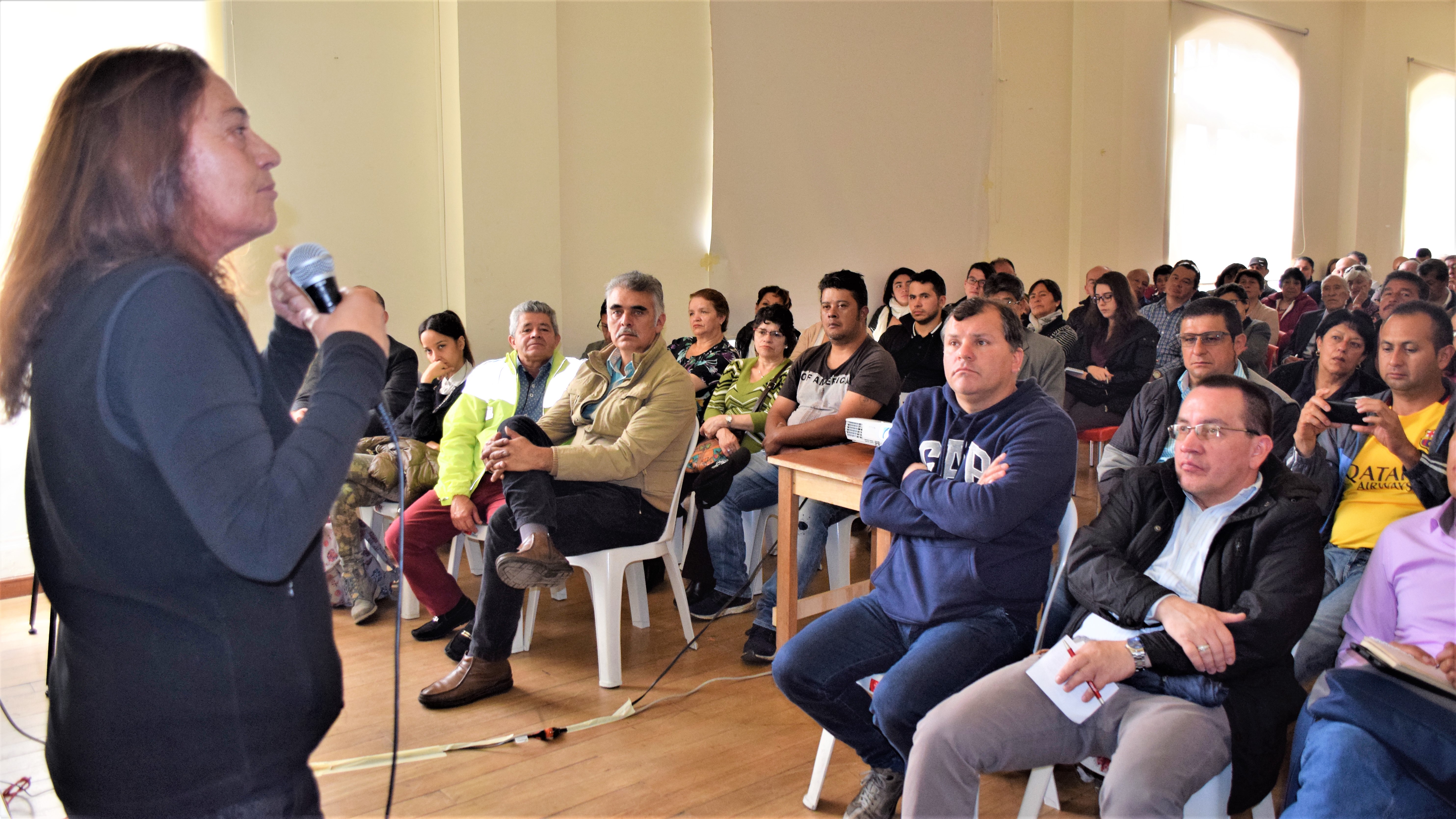 Comunidad conoció el Plan Parcial Voto Nacional - La Estanzuela