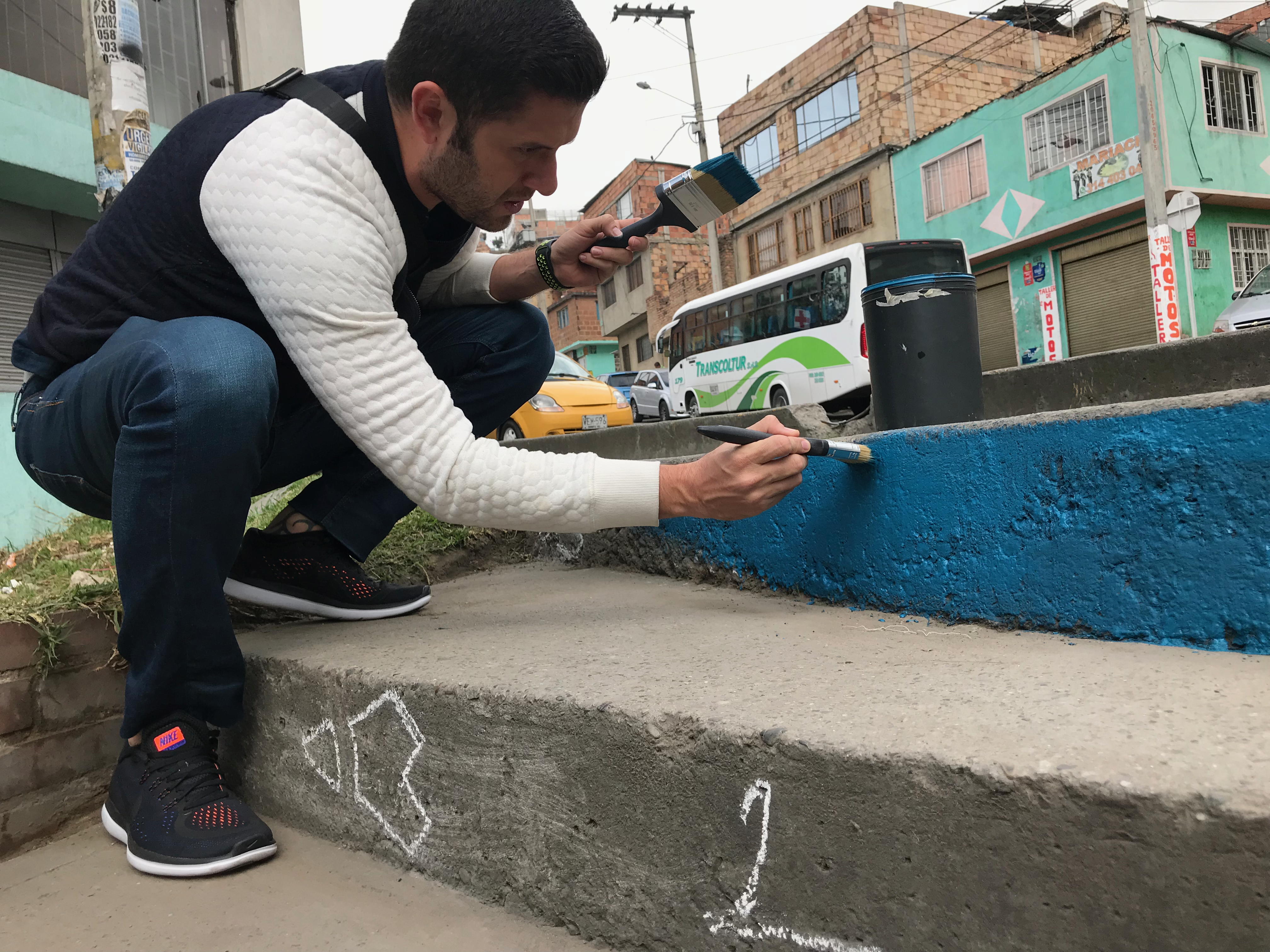 Habitantes del sector participando de la campaña